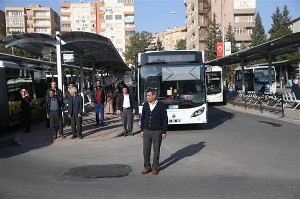 Saat 09.05... Tüm Türkiye'de hayat durdu