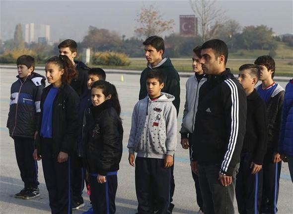 Saat 09.05... Tüm Türkiye'de hayat durdu