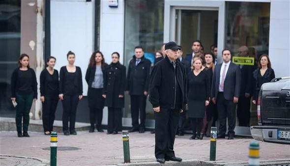 Saat 09.05... Tüm Türkiye'de hayat durdu