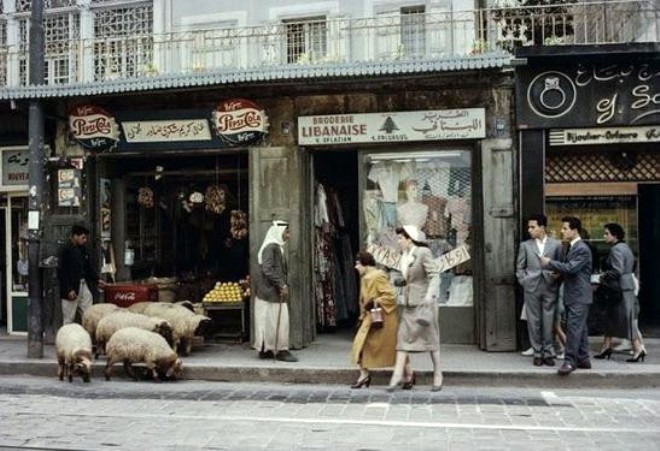 Türkiye'den ve dünyadan kareler! İşte gamalı haçın ay-yıldız ile değiştiği o an