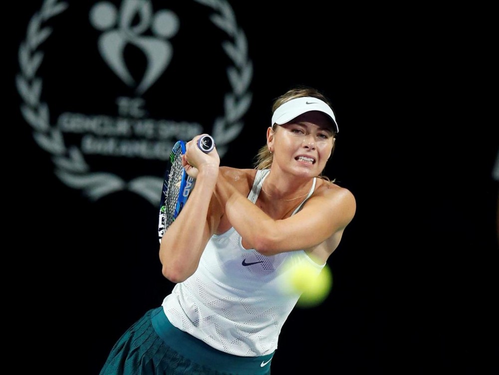 Türk seyirciden Sharapova'ya evlenme teklifi