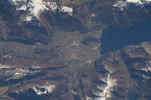 NASA o dağı görüntüledi