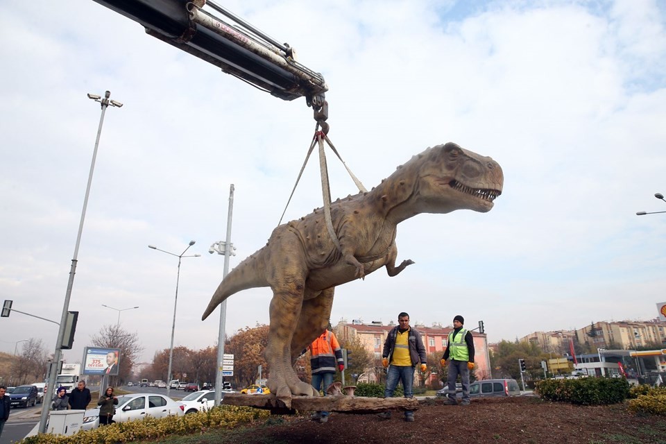 Değişim sürüyor: Fıskiyeden sonra dinozor da gitti!