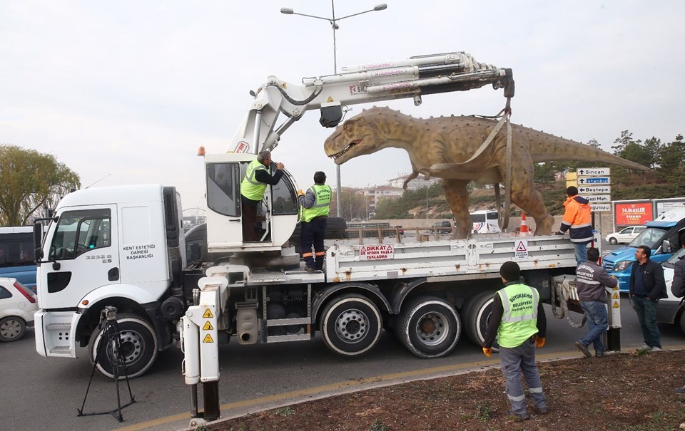 Değişim sürüyor: Fıskiyeden sonra dinozor da gitti!