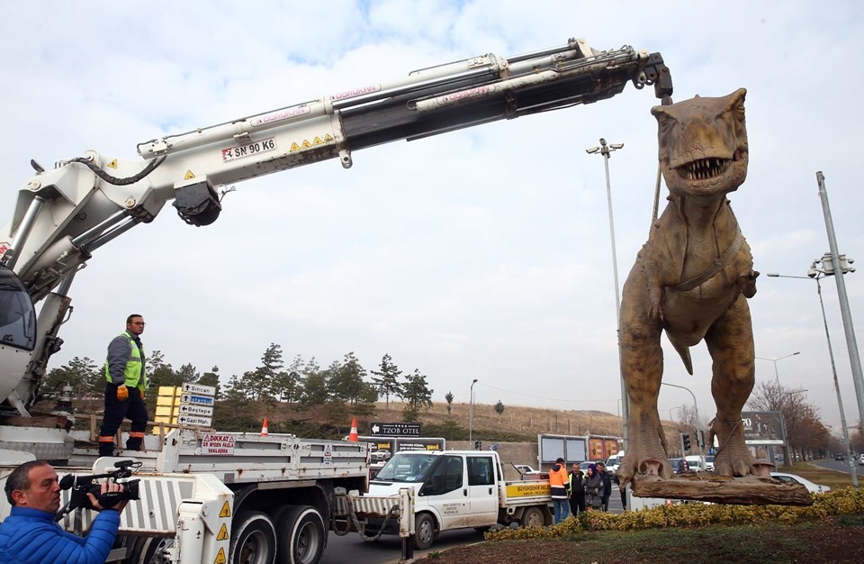 Değişim sürüyor: Fıskiyeden sonra dinozor da gitti!