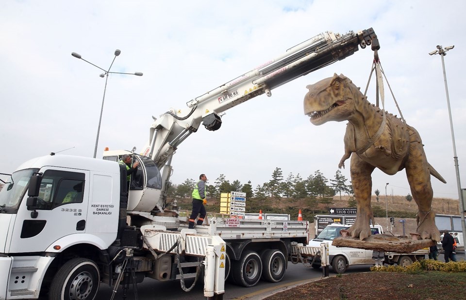 Değişim sürüyor: Fıskiyeden sonra dinozor da gitti!