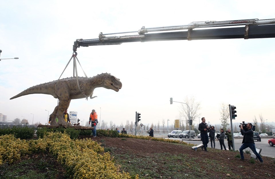 Değişim sürüyor: Fıskiyeden sonra dinozor da gitti!