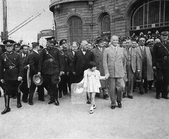 Genelkurmay arşivinden Atatürk'ün az bilinen fotoğrafları