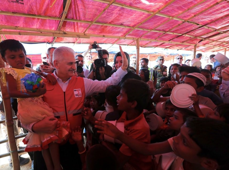 Yıldırım'dan Arakanlı Müslümanların Yaşadığı Kampa Ziyaret! İşte o kareler...