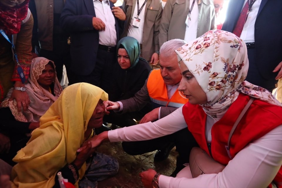 Yıldırım'dan Arakanlı Müslümanların Yaşadığı Kampa Ziyaret! İşte o kareler...