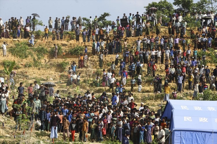 Yıldırım'dan Arakanlı Müslümanların Yaşadığı Kampa Ziyaret! İşte o kareler...