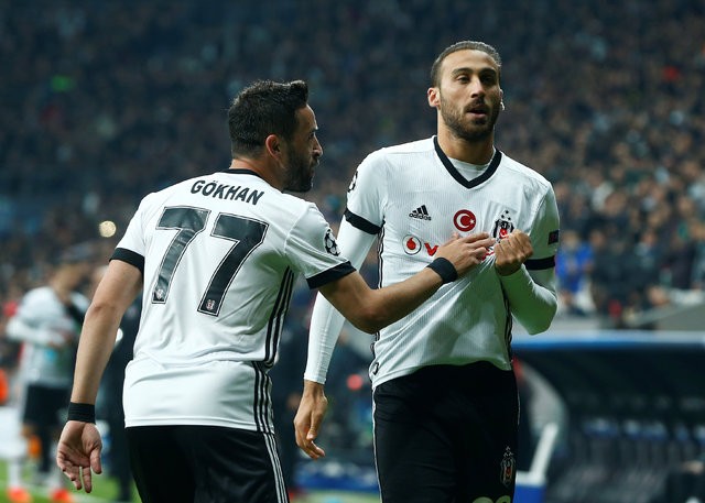 Cenk Tosun transfer oluyor