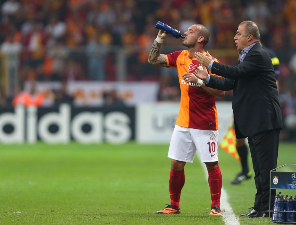 Sneijder Galatasaray'a geri mi geliyor