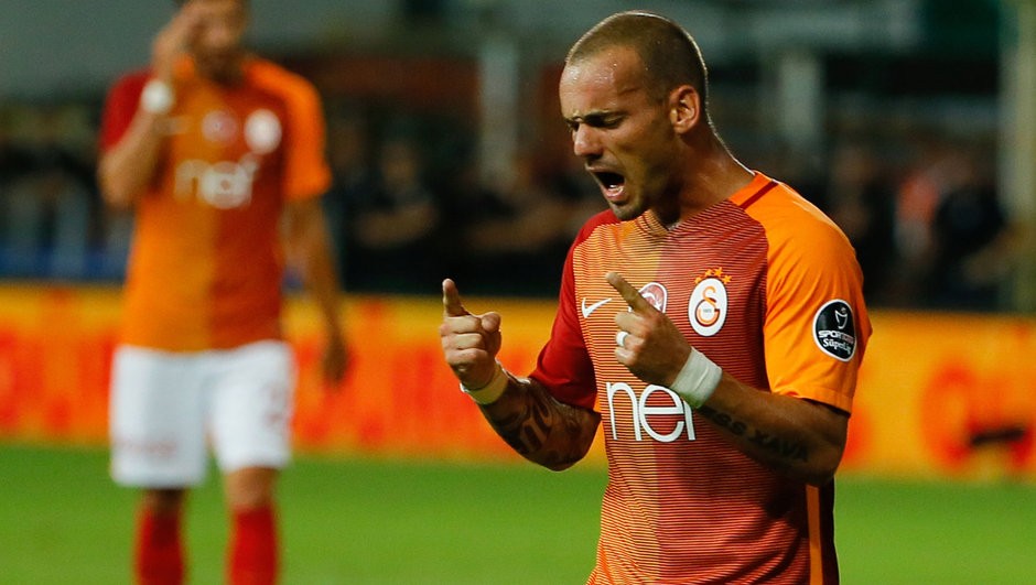 Sneijder Galatasaray'a geri mi geliyor