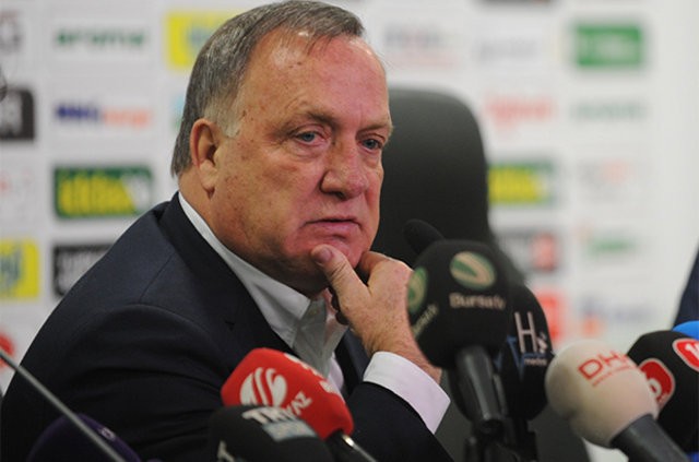 Advocaat'ın bu sözleri Fenerbahçe'yi karıştıracak!