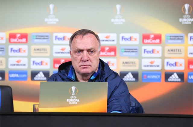 Advocaat'ın bu sözleri Fenerbahçe'yi karıştıracak!