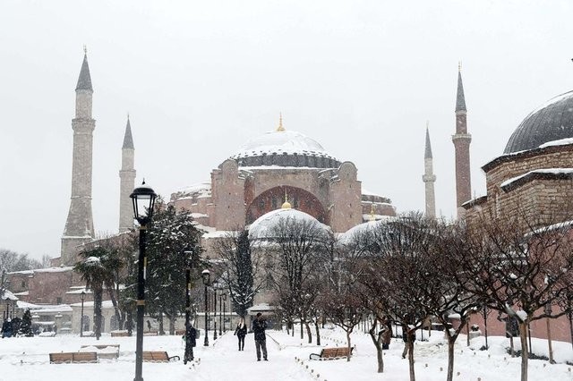 Sultanahmet Camii'ne tünel kazanlara bizans sütunu engel olmuş