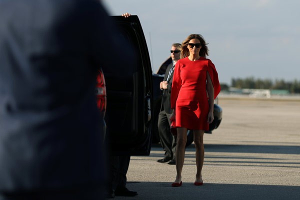 First Lady Melania ilk kez seyahatte