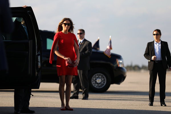 First Lady Melania ilk kez seyahatte