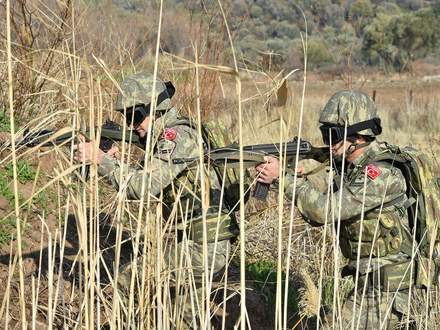 SAT ve SAS komandolarından kritik destek