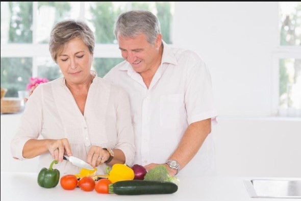 Sağlıklı ve uzun yaşamak için nasıl beslenmeli