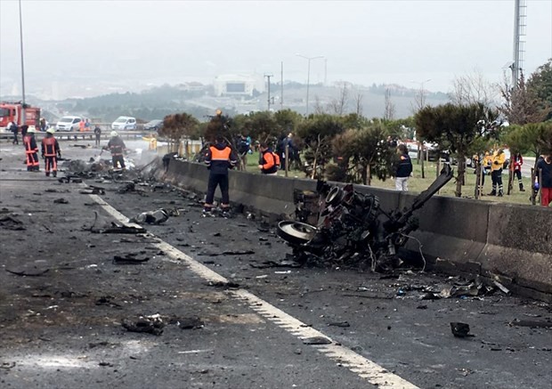 İstanbul'daki helikopter kazasından ilk görüntüler