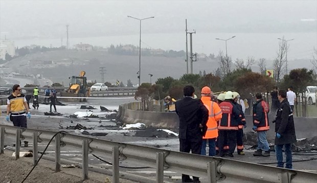 İstanbul'daki helikopter kazasından ilk görüntüler