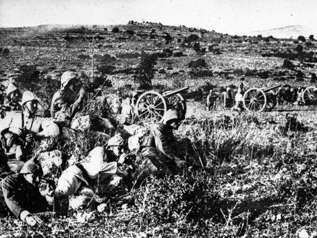 TSK, Çanakkale Zaferi'ne ait fotoğraflar paylaştı