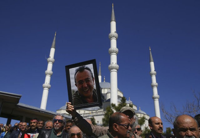 Tayfun Talipoğlu'nun cenaze töreninden kareler