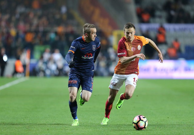 Galatasaray'da kimler gidecek, kimler kalacak?