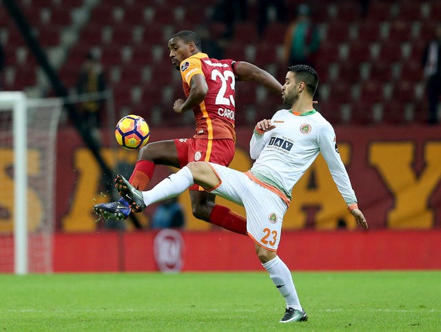 Galatasaray'da kimler gidecek, kimler kalacak?