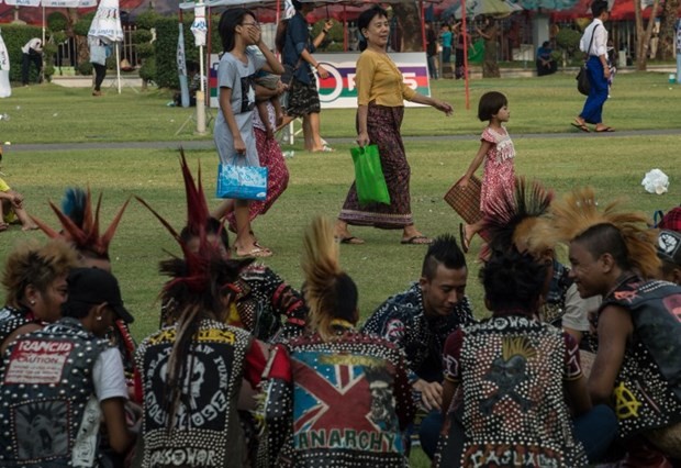 Myanmar'da su festivalinde, 285 ölü