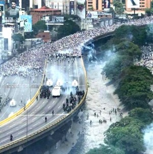 Venezuella'da protesto gösterilerinde 7 ölü