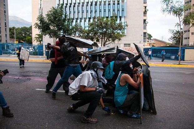 Venezuella'da protesto gösterilerinde 7 ölü