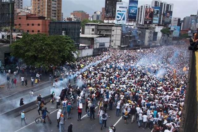 Venezuella'da protesto gösterilerinde 7 ölü