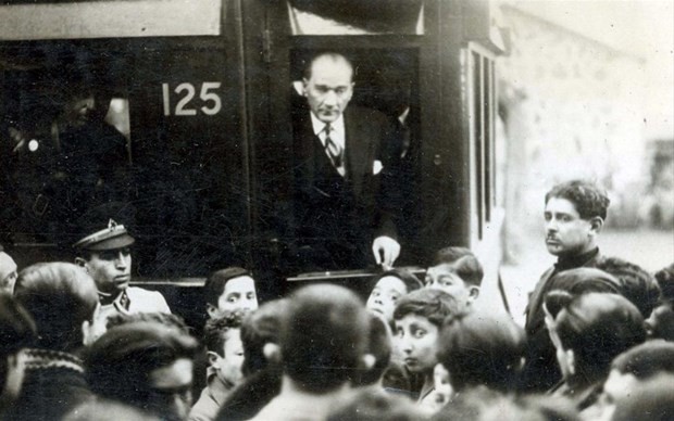 Atatürk’ün az bilinen fotoğrafları