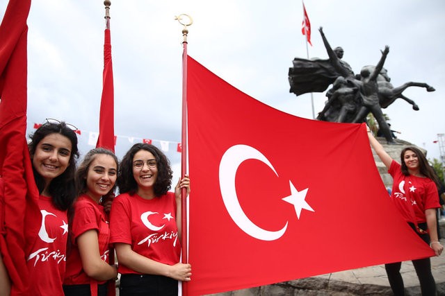 19 Mayıs bayramı tüm yurtta coşkuyla kutlandı