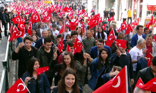 19 Mayıs bayramı tüm yurtta coşkuyla kutlandı