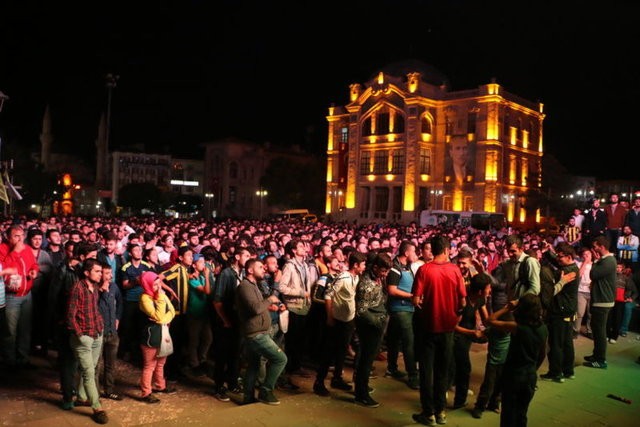 İlk şampiyonluğa coşkulu kutlama