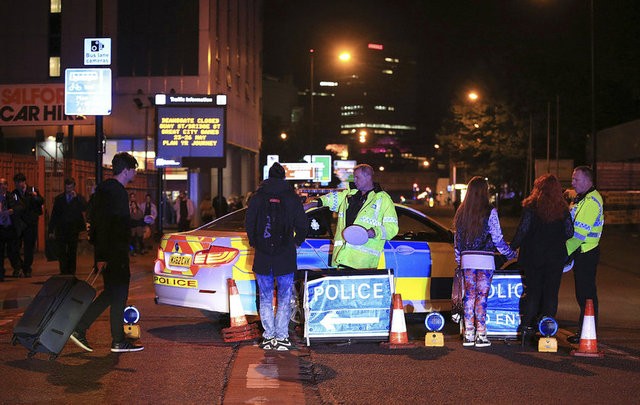 Manchester'deki patlamadan ilk kareler