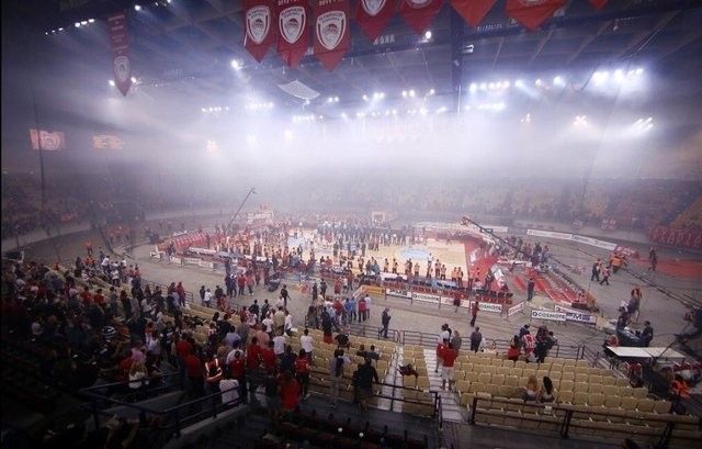 Pana, Olympiakos'un sahasında şampiyon oldu ortalık karıştı!