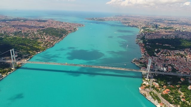 Marmara'daki bu gariplik uzaydan görülüyor 