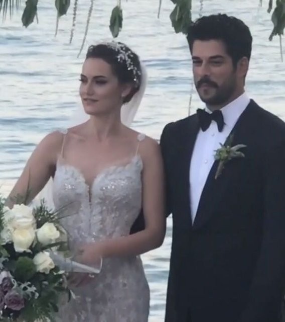 Evcen ve Özçivit'in düğününden ilk kareler