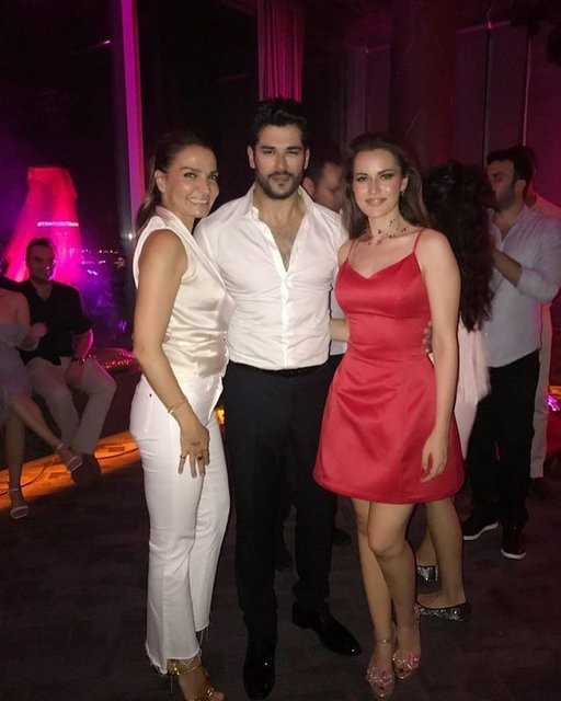 Evcen ve Özçivit'in düğününden ilk kareler