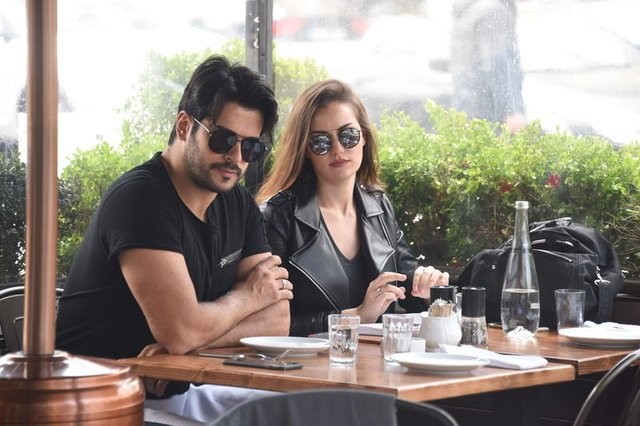 Evcen ve Özçivit'in düğününden ilk kareler