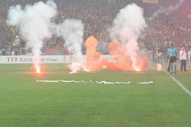 Eskişehirspor - Göztepe finalinde oyunun durduğu anlar!