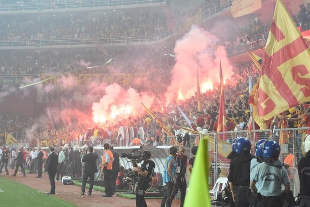 Eskişehirspor - Göztepe finalinde oyunun durduğu anlar!