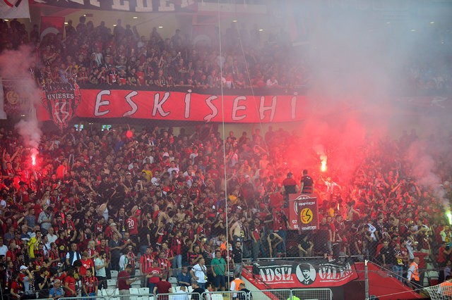 Eskişehirspor - Göztepe finalinde oyunun durduğu anlar!