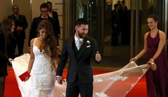 Lionel Messi ve Antonella Roccuzzo düğününden muhteşem kareler