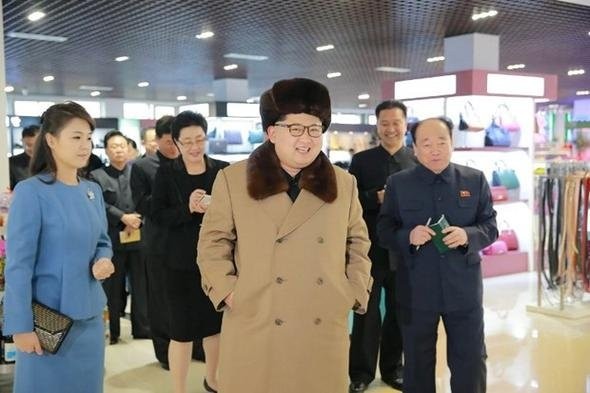 Kim Jong-un'un sır gibi sakladığı eşi ortaya çıktı!